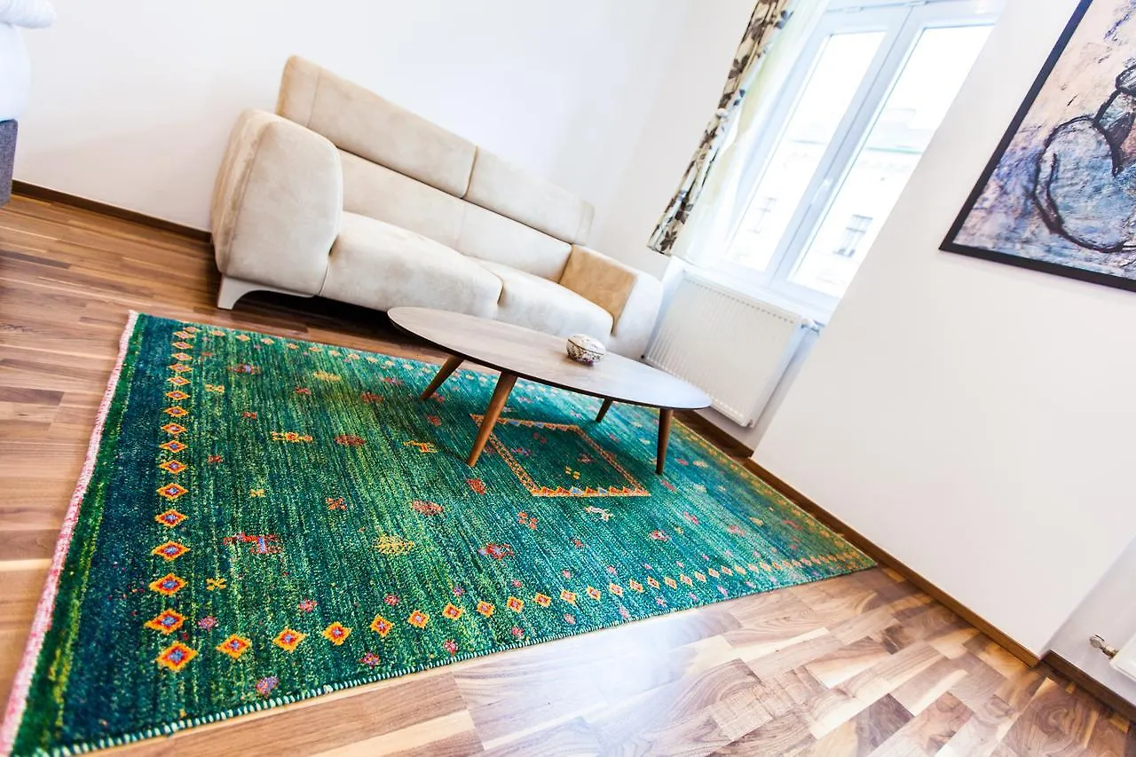 Cosy 2 Bedroom Apartment Vienna, Free Garage 0*, Vienna